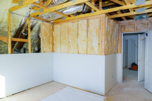 Best Commercial Insulation in Meiners Oaks, CA